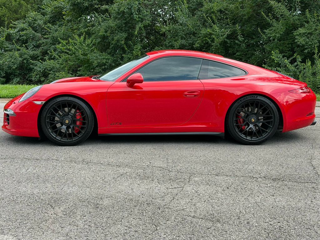 2016 Porsche 911 GTS/7-Speed Manual/Spot Exhaust/LSD/Sport Chrono - 23054956 - 4