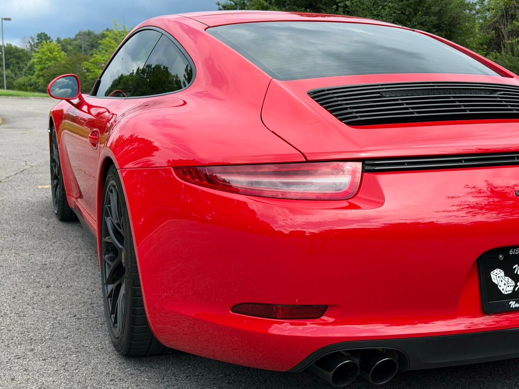 2016 Porsche 911 GTS/7-Speed Manual/Spot Exhaust/LSD/Sport Chrono - 23054956 - 8