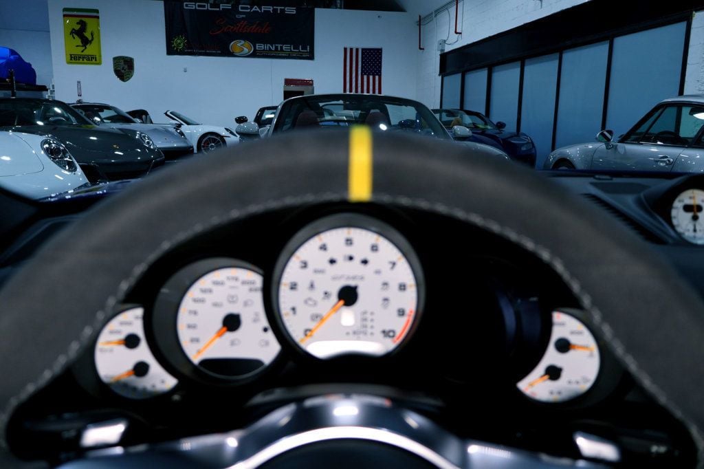 2016 Porsche 911 GT3RS ULTRAVIOLET...8,998 Miles...BIG Options!! - 22952700 - 32