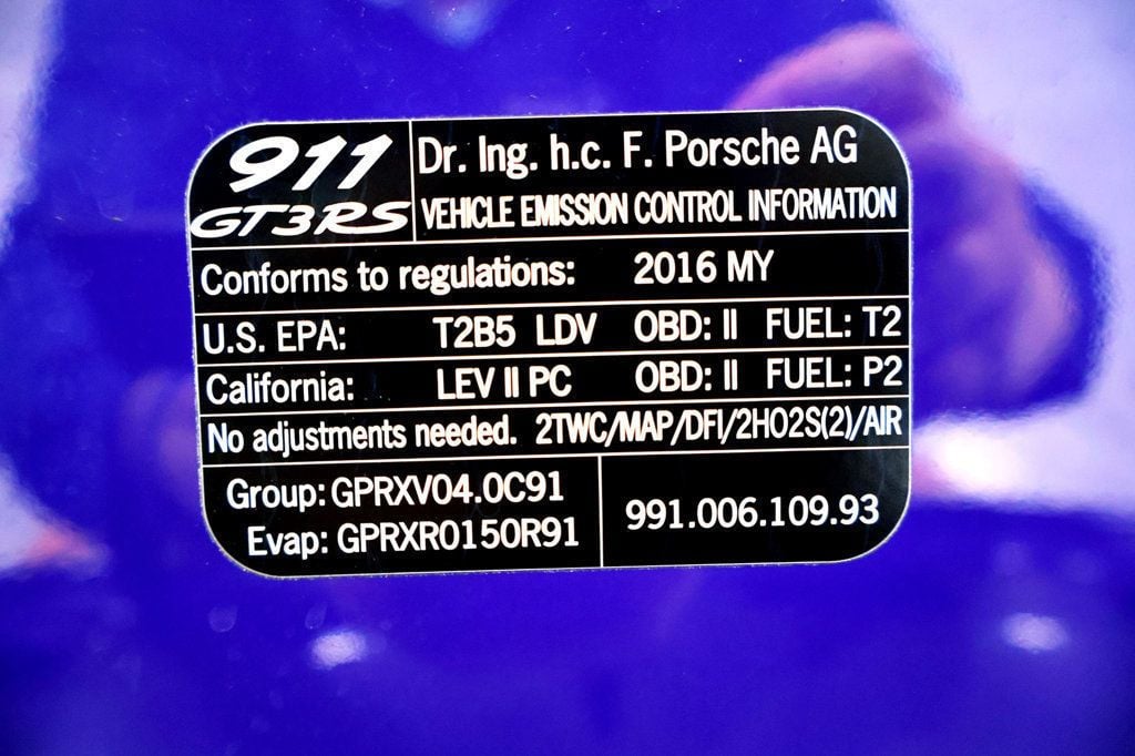 2016 Porsche 911 GT3RS ULTRAVIOLET...8,998 Miles...BIG Options!! - 22952700 - 39