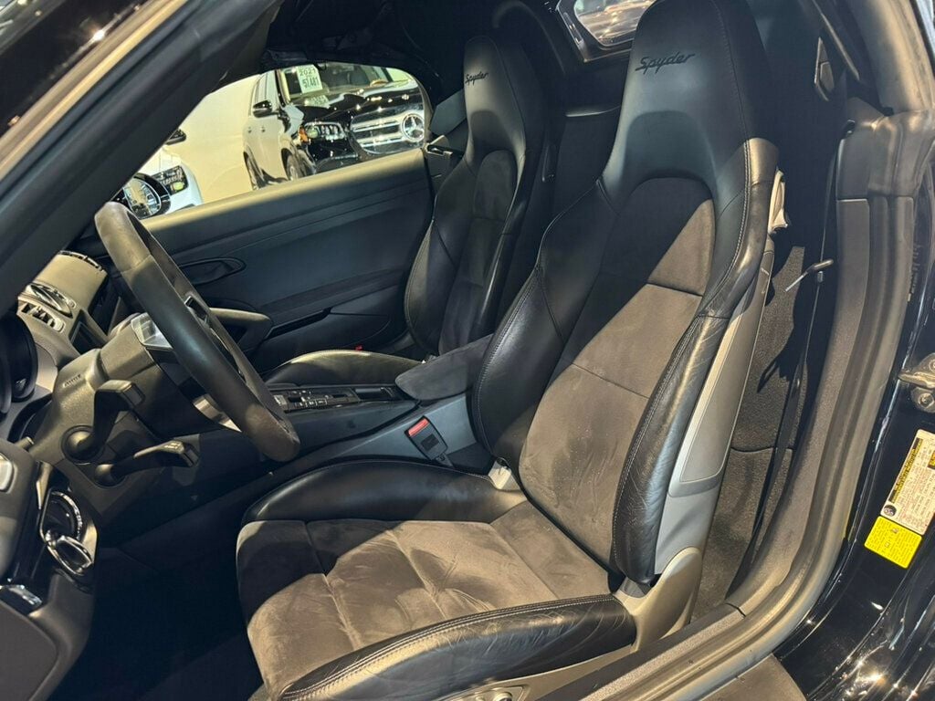 2016 Porsche Boxster Spyder/18WayAdapSportSeats/InfotainmentPkg/BoseSurroundSound/NAV - 22872628 - 10