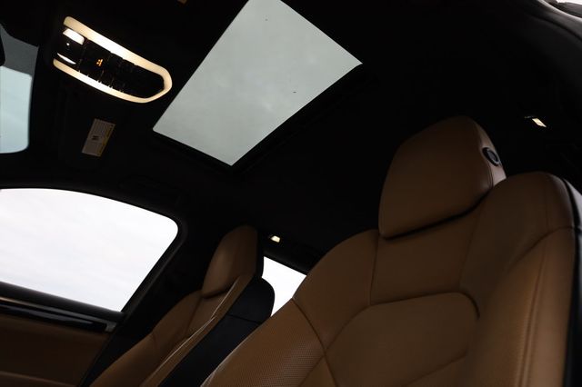 2016 Porsche Cayenne AWD 4dr - 22969309 - 16