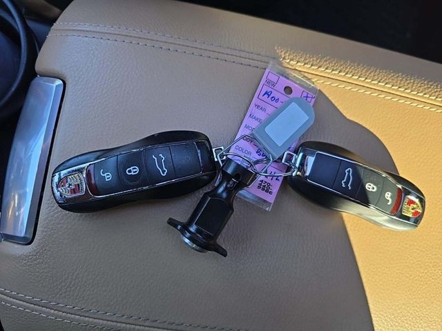 2016 Porsche Cayenne AWD 4dr - 22965482 - 10