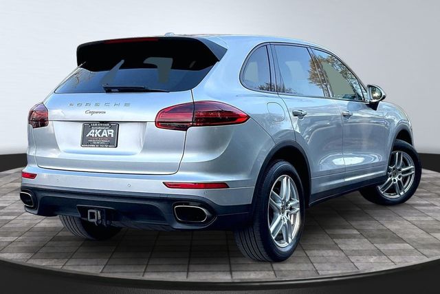 2016 Porsche Cayenne Base