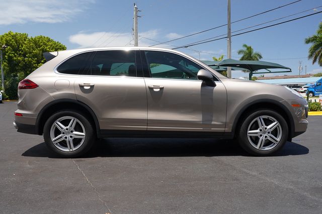 2016 Porsche Cayenne AWD 4dr - 23034694 - 16