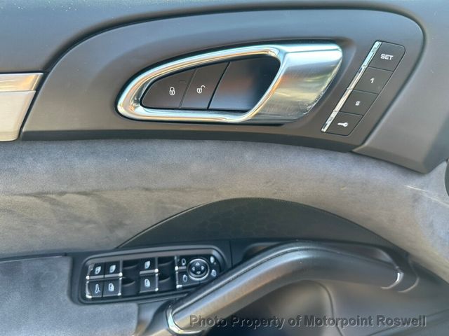 2016 Porsche Cayenne AWD 4dr GTS - 22900604 - 10