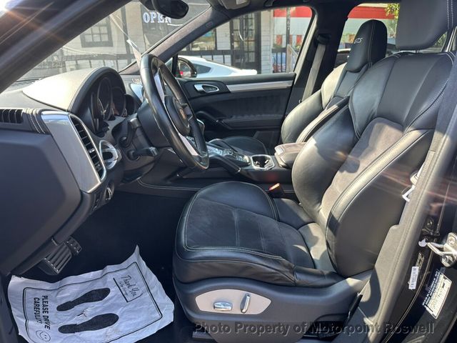 2016 Porsche Cayenne AWD 4dr GTS - 22900604 - 5