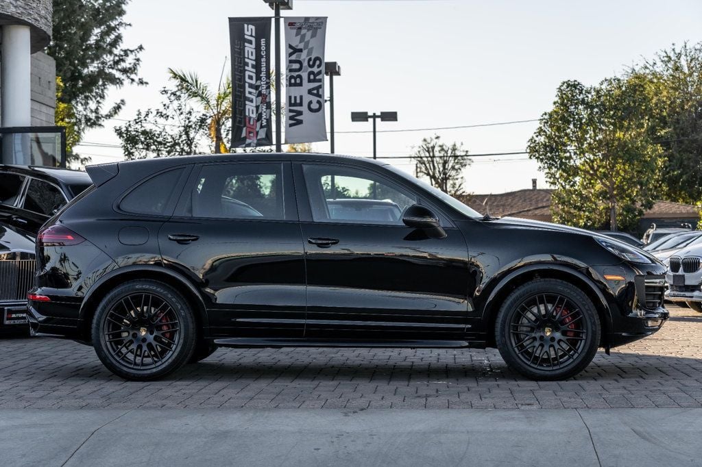 2016 Porsche Cayenne AWD 4dr GTS - 22660913 - 4