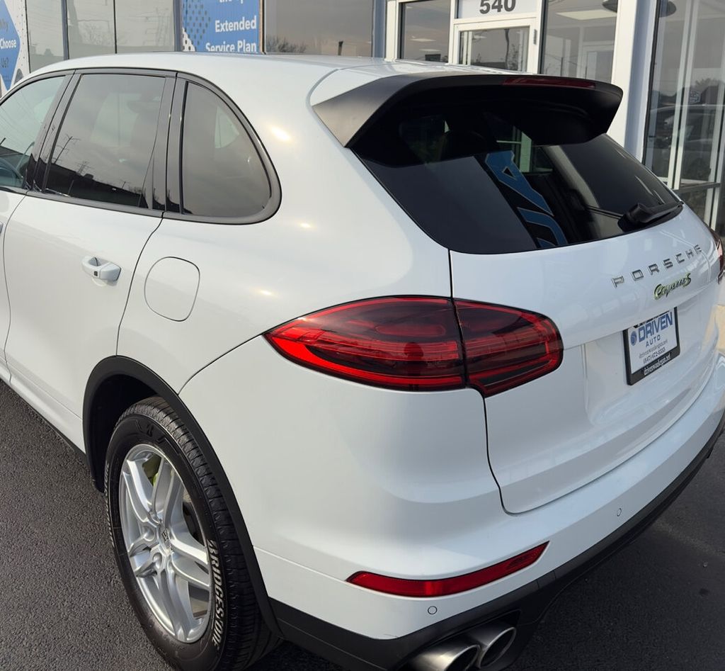 2016 Used Porsche Cayenne AWD 4dr S E-Hybrid at Driven Auto of Waukegan,  IL, IID 22163964