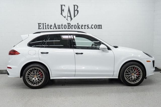 2016 Porsche Cayenne AWD 4dr Turbo - 22778084 - 4