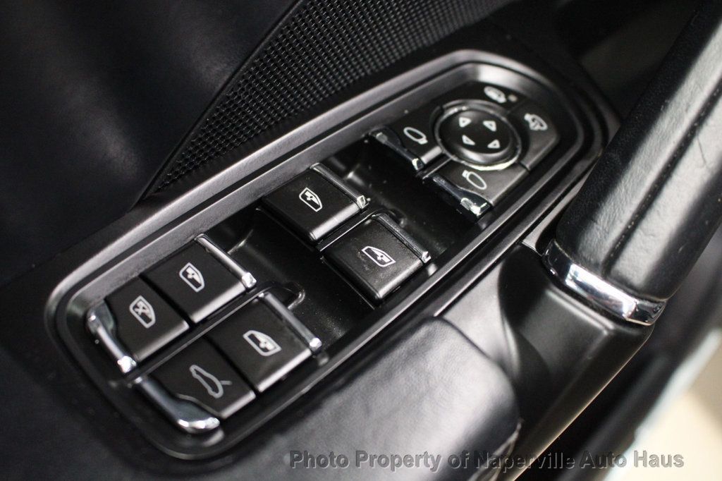 2016 PORSCHE CAYENNE - Image 11