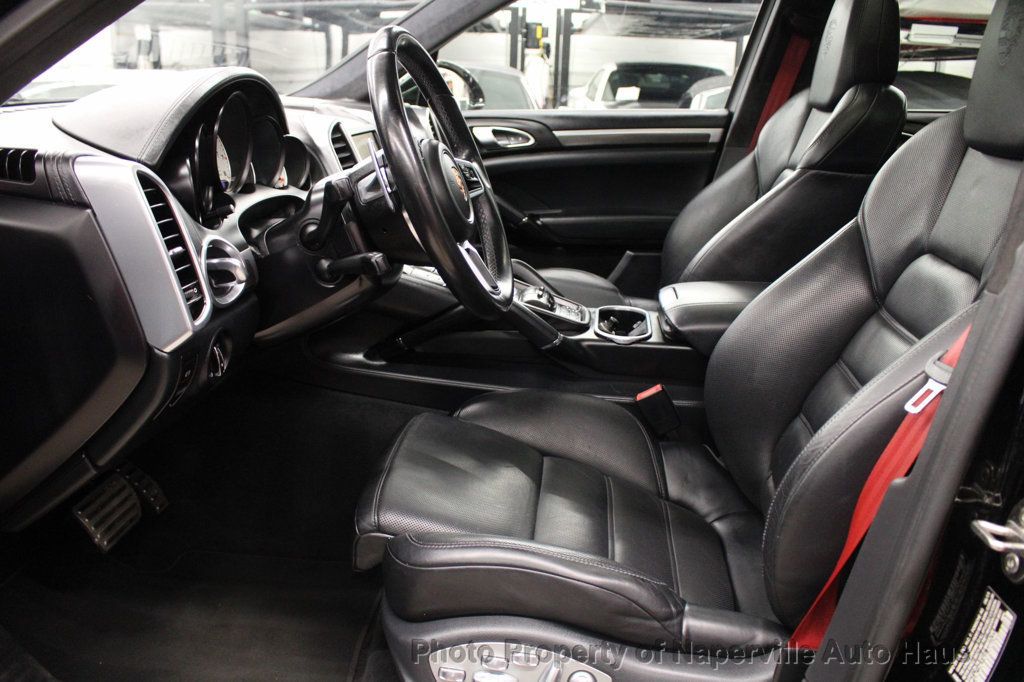 2016 PORSCHE CAYENNE - Image 12