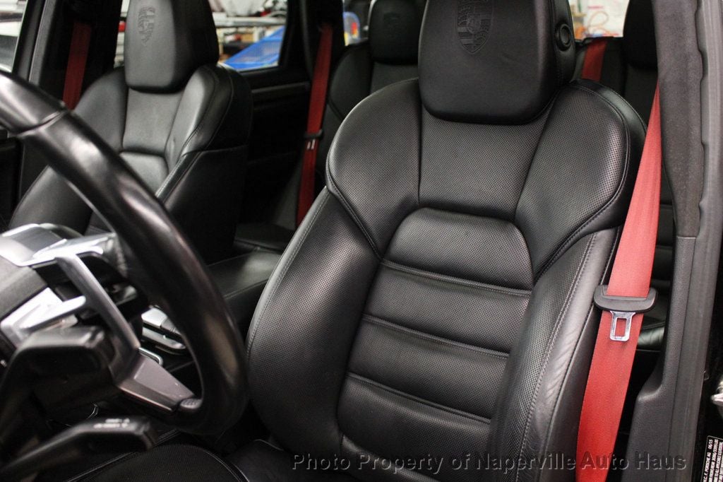 2016 PORSCHE CAYENNE - Image 14