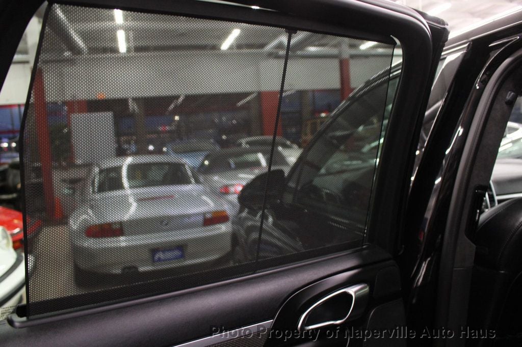 2016 PORSCHE CAYENNE - Image 31