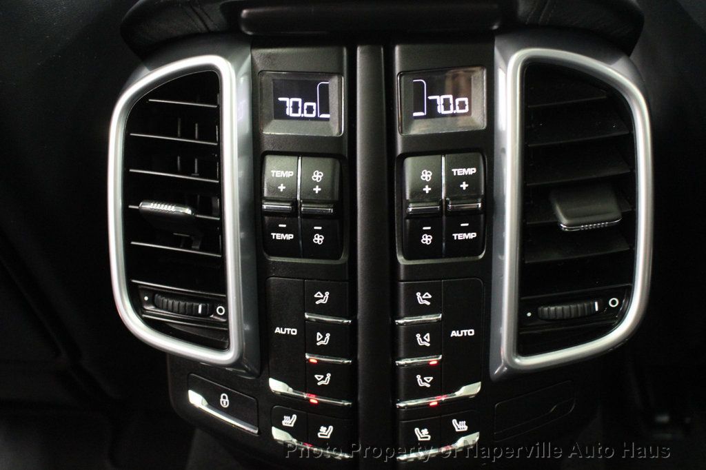 2016 PORSCHE CAYENNE - Image 34