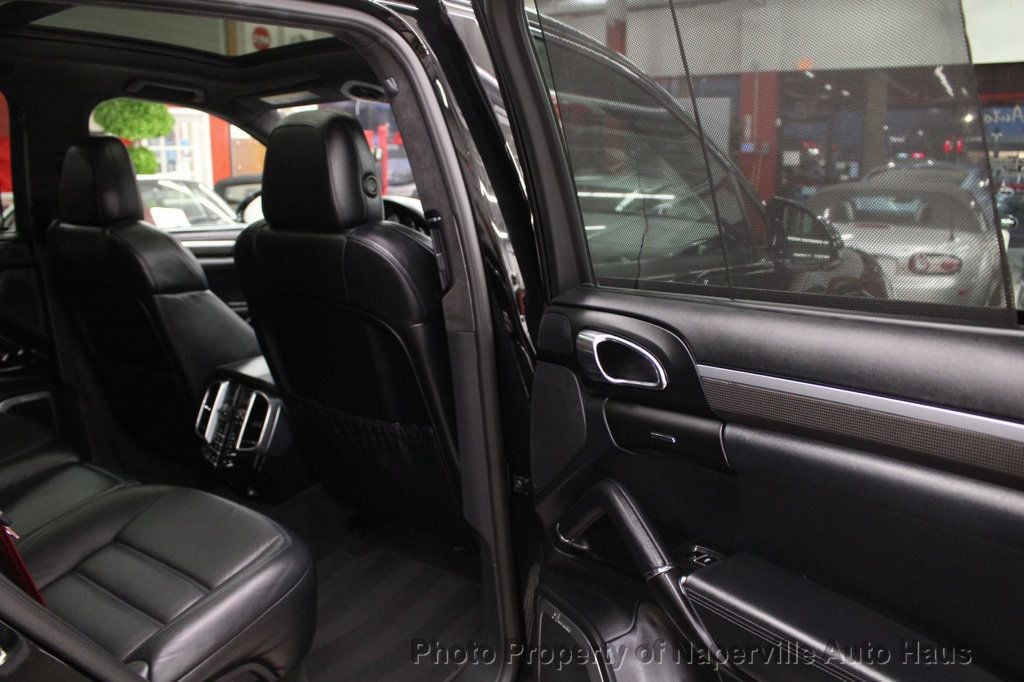 2016 PORSCHE CAYENNE - Image 36