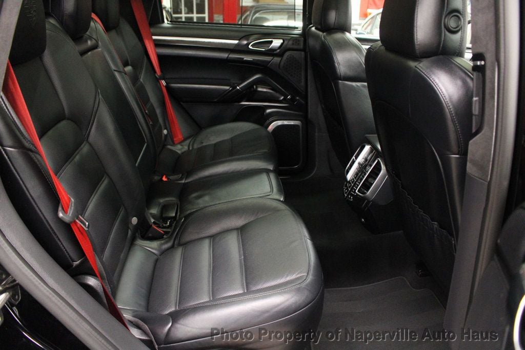 2016 PORSCHE CAYENNE - Image 37