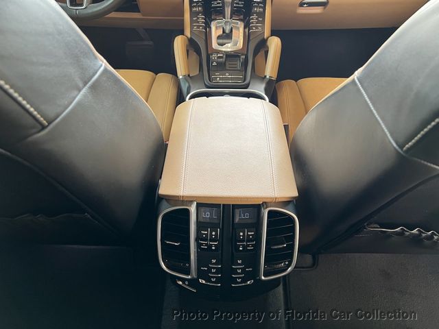 2016 Porsche Cayenne AWD Tiptronic 3.6L - 22873849 - 33