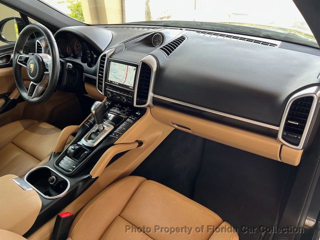 2016 Porsche Cayenne AWD Tiptronic 3.6L - 22873849 - 42