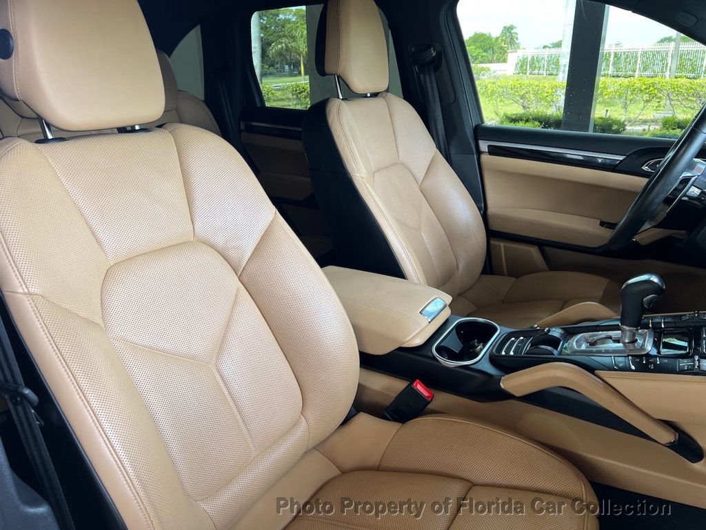2016 Porsche Cayenne AWD Tiptronic 3.6L - 22873849 - 45