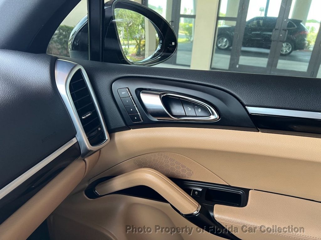 2016 Porsche Cayenne AWD Tiptronic 3.6L - 22873849 - 54