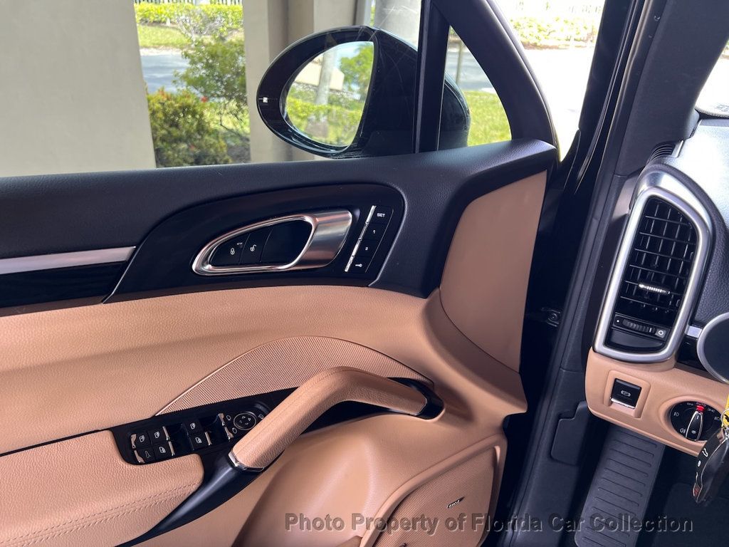 2016 Porsche Cayenne AWD Tiptronic 3.6L - 22873849 - 55