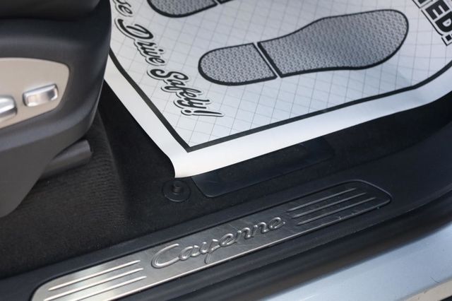 2016 Porsche Cayenne Base - 23045917 - 30