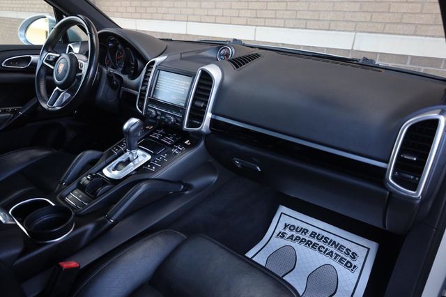 2016 Porsche Cayenne Base - 23045917 - 31