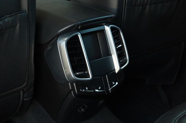 2016 Porsche Cayenne Base - 23045917 - 32