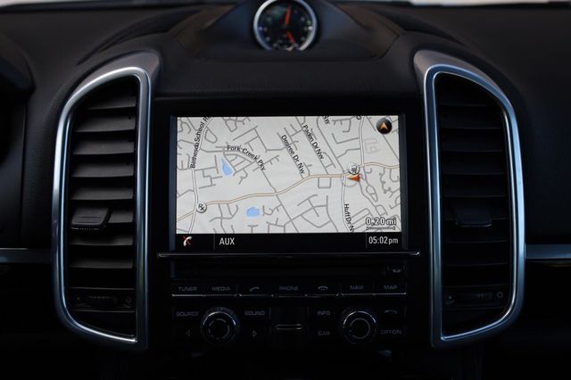 2016 Porsche Cayenne Base - 23045917 - 42