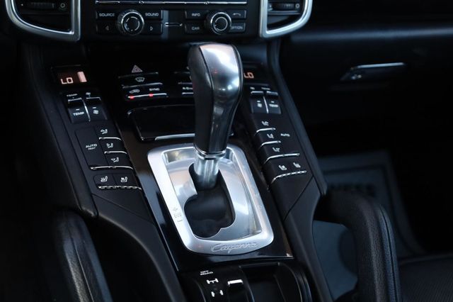 2016 Porsche Cayenne Base - 23045917 - 48