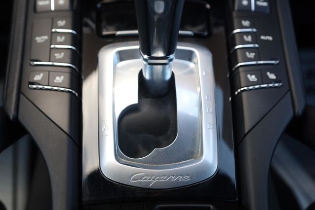 2016 Porsche Cayenne Base - 23045917 - 50