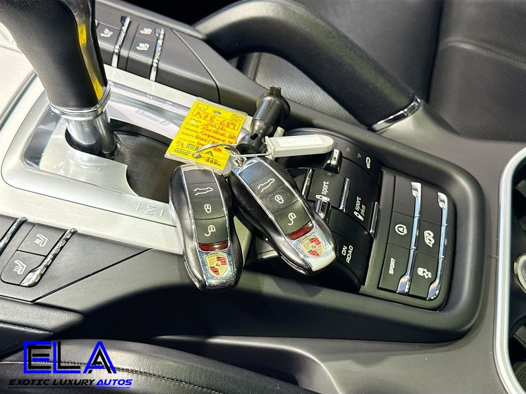 2016 Porsche Cayenne GTS! PREMIUM PACKAGE! SPORT WHEELS! FRONT COLD SEATS! NAVI CLEAN - 22933667 - 38