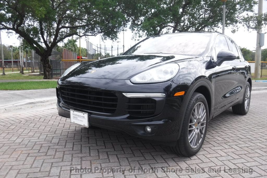 2016 Porsche Cayenne Movie Star - 22739205 - 14