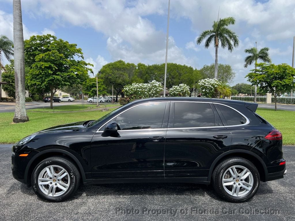 2016 Porsche Cayenne S photo 4
