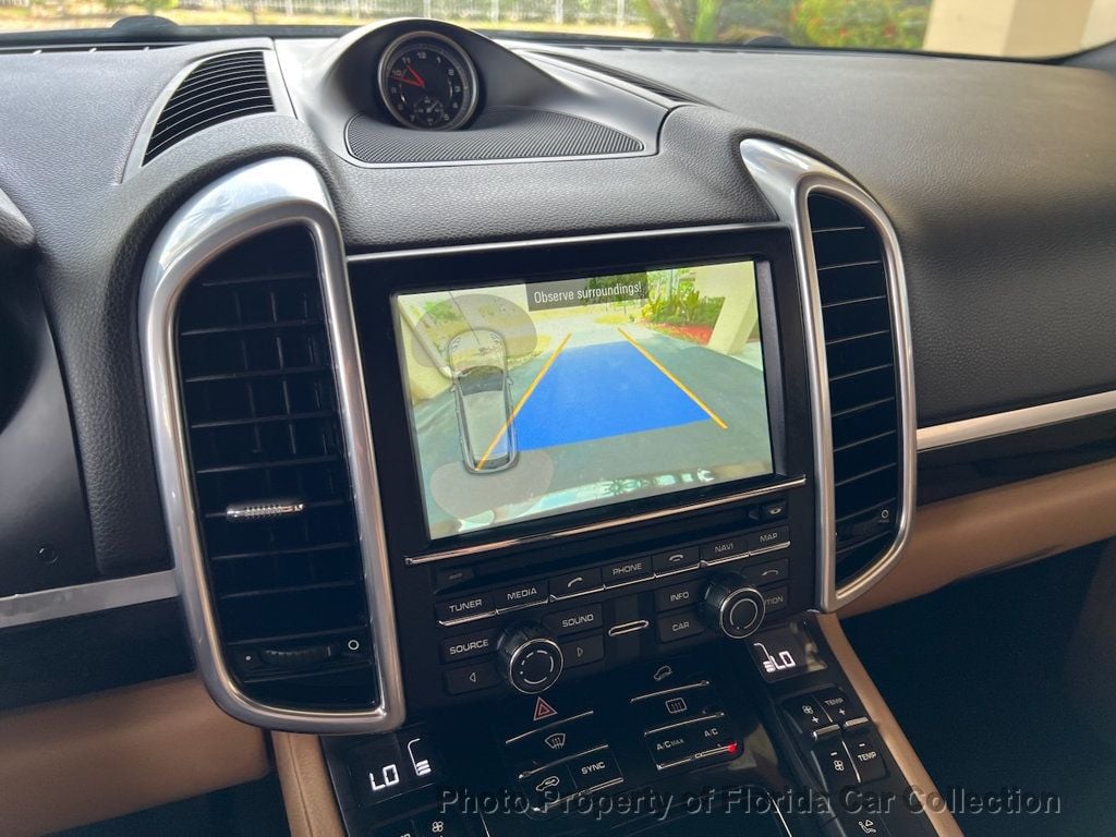 2016 Porsche Cayenne S photo 53