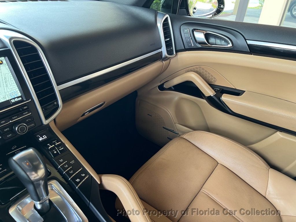2016 Porsche Cayenne S photo 54