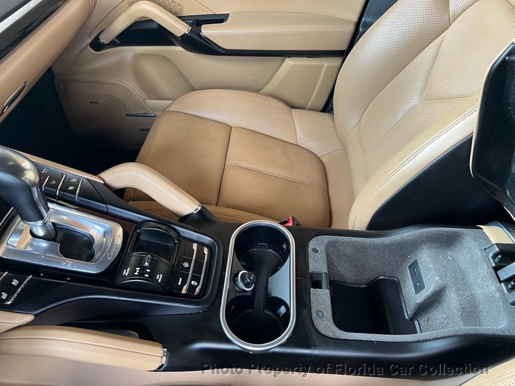 2016 Porsche Cayenne S photo 55