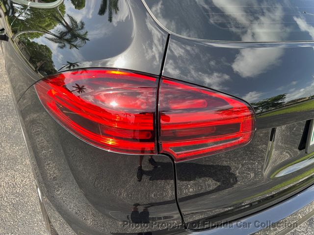 2016 Porsche Cayenne S AWD Tiptronic 3.6L Twin Turbo - 22873849 - 26