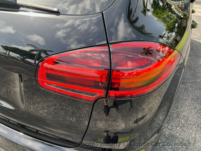 2016 Porsche Cayenne S AWD Tiptronic 3.6L Twin Turbo - 22873849 - 27