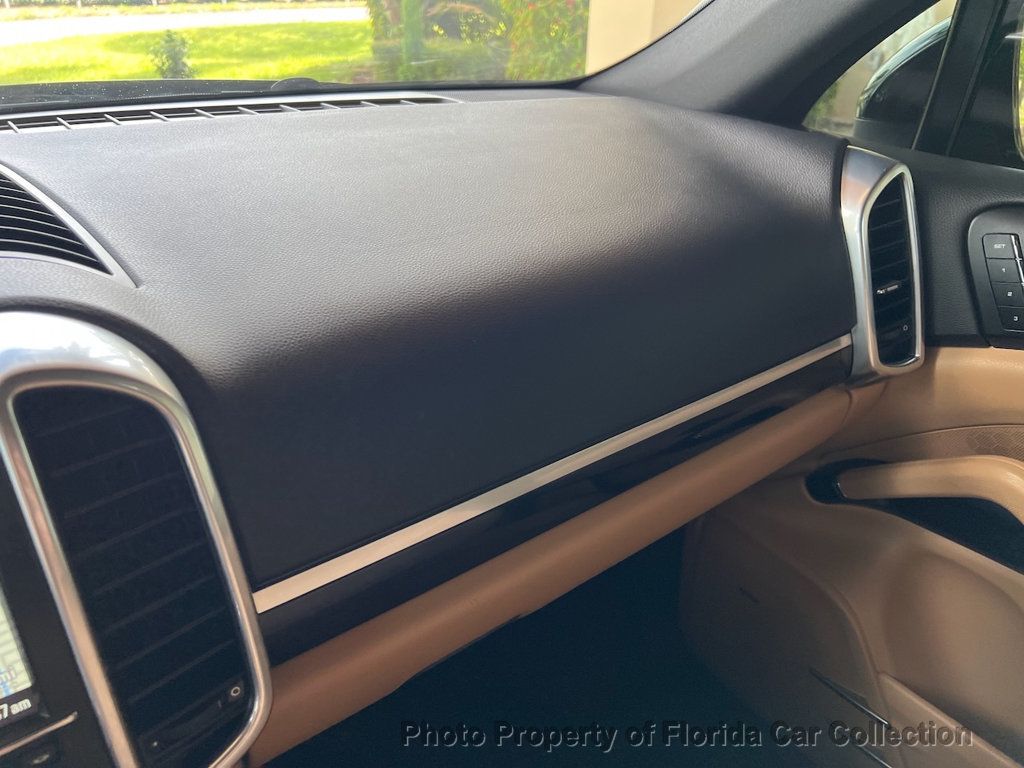 2016 Porsche Cayenne S AWD Tiptronic 3.6L Twin Turbo - 22873849 - 52