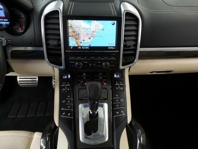 2016 Porsche Cayenne TURBO - 15400141 - 6