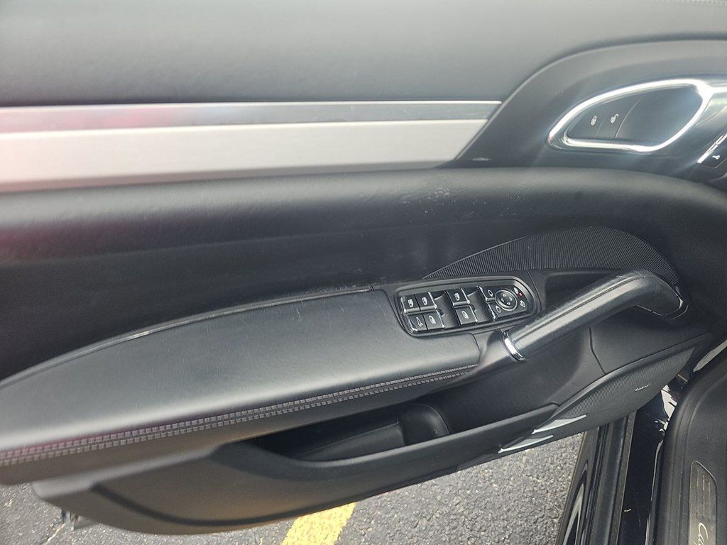 2016 Porsche Cayenne TURBO! CARBON! STEERING! WHEEL!Ceramic Brakes! PREMIUM PAK PLUS! - 22941154 - 12