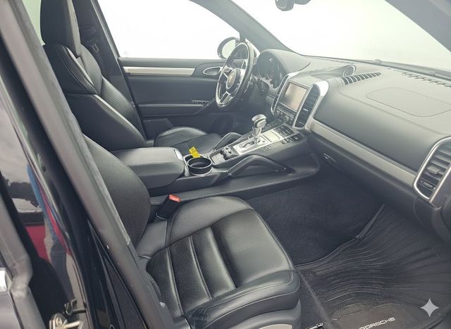 2016 Porsche Cayenne TURBO! CARBON! STEERING! WHEEL!Ceramic Brakes! PREMIUM PAK PLUS! - 22941154 - 15