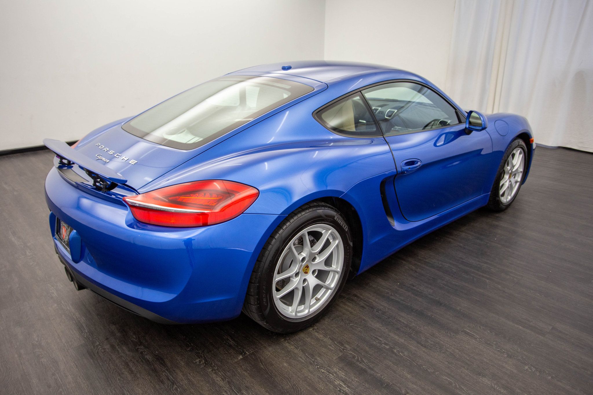 2016 Porsche Cayman photo 11