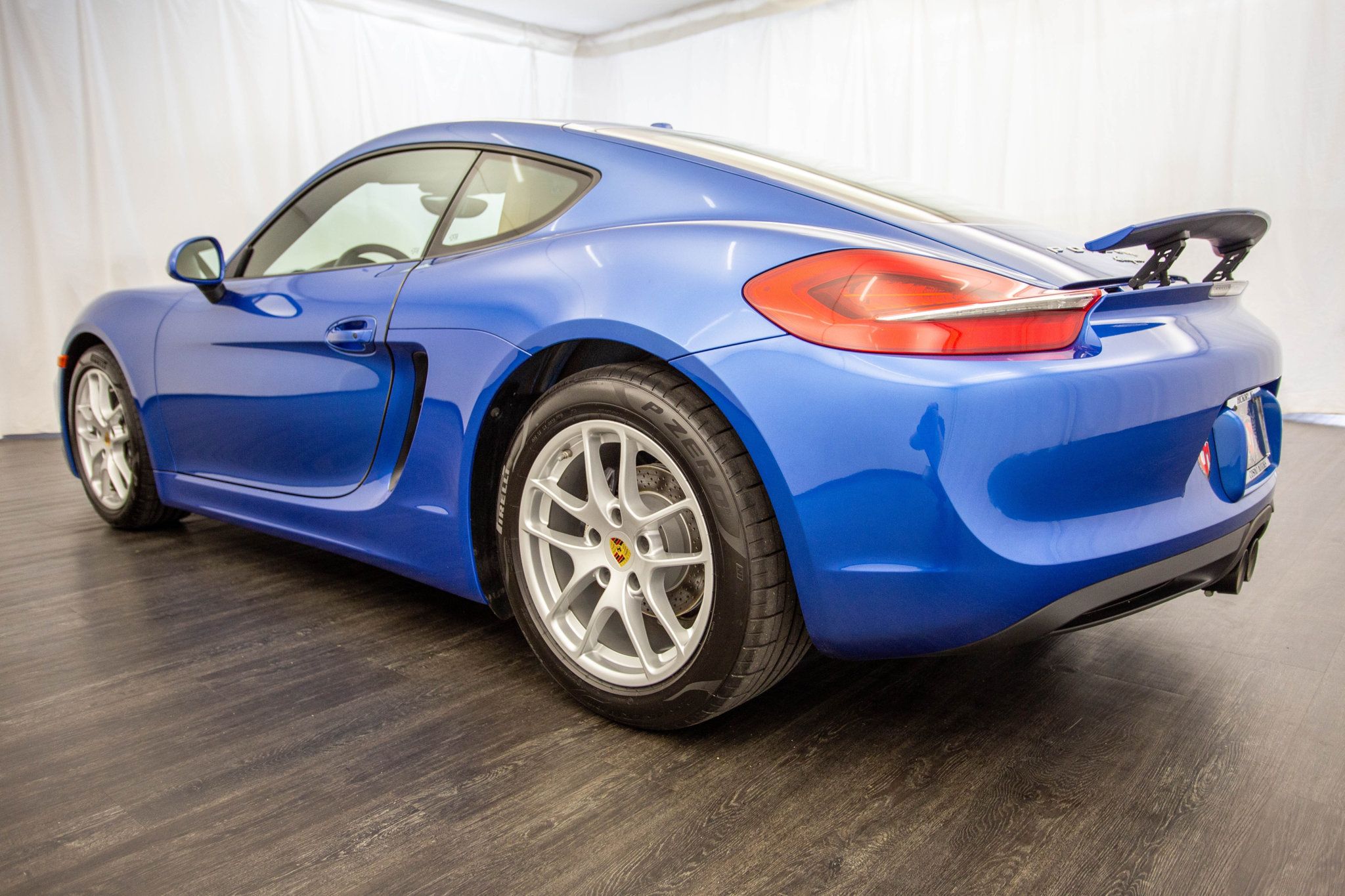 2016 Porsche Cayman photo 26