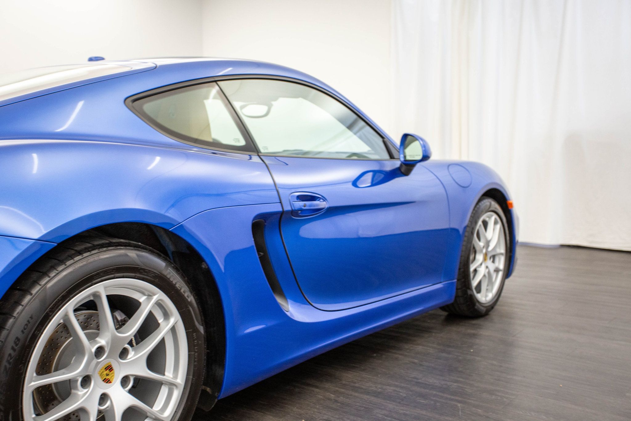 2016 Porsche Cayman photo 28