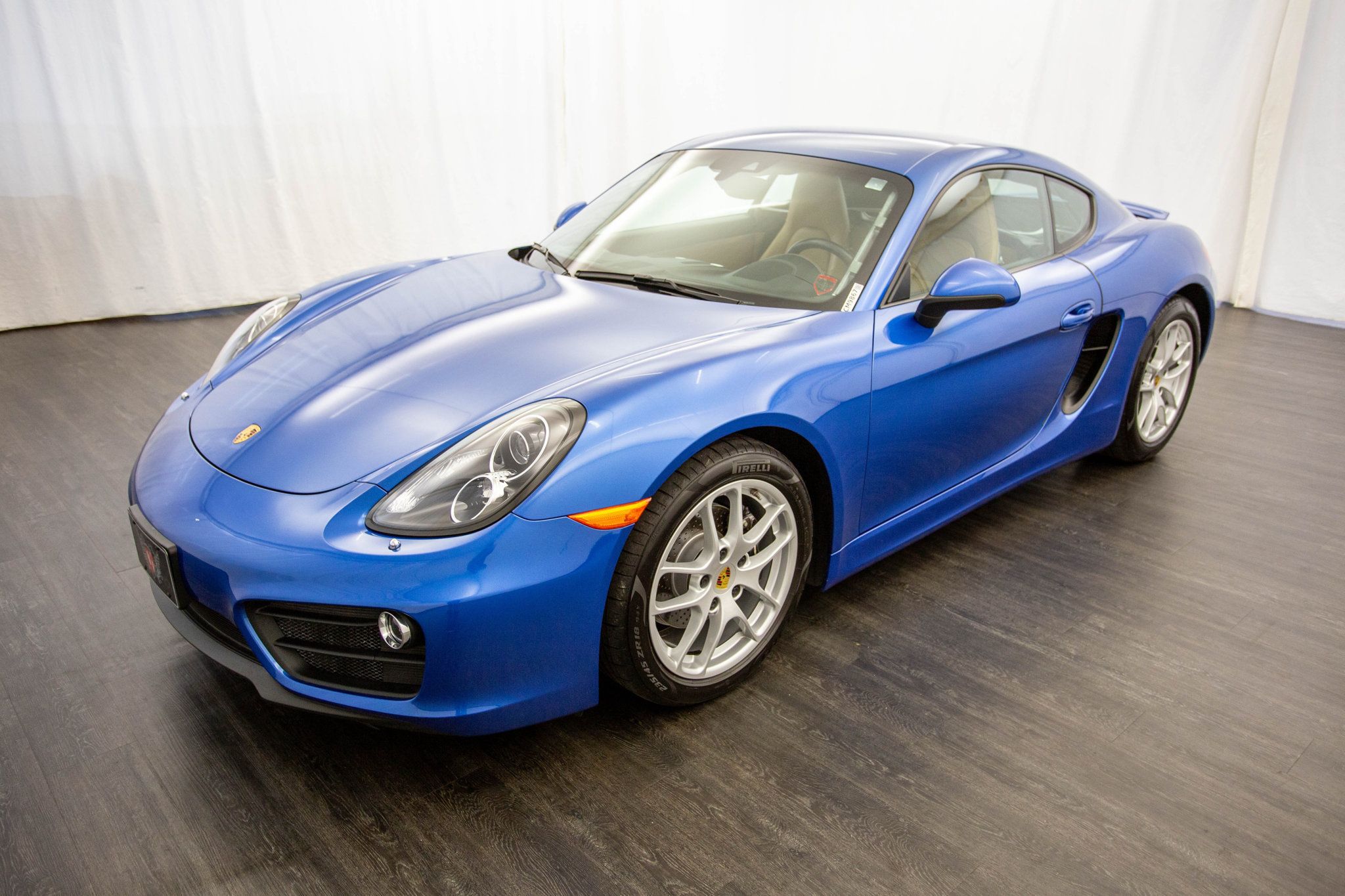 2016 Porsche Cayman photo 4