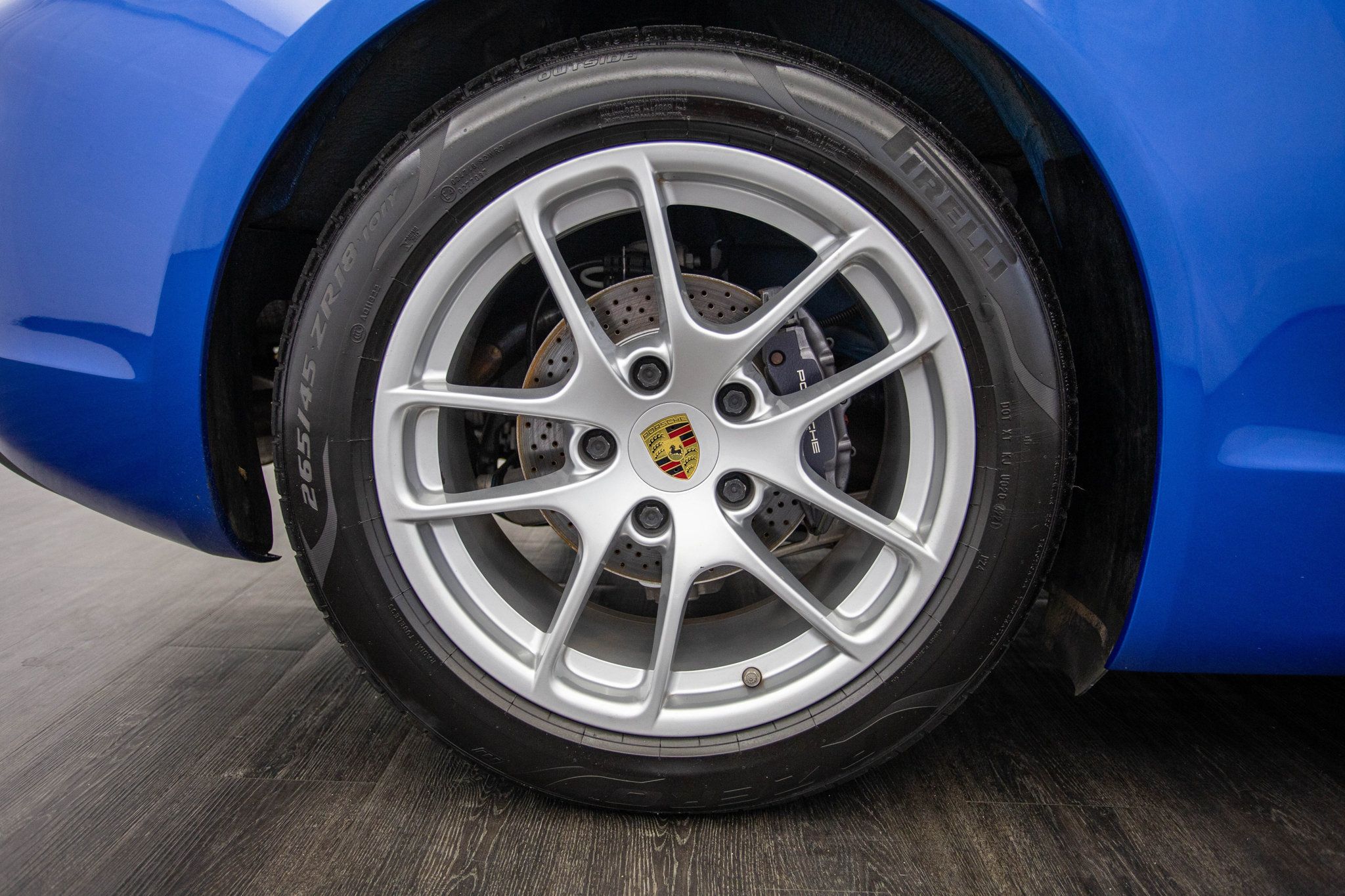 2016 Porsche Cayman photo 36