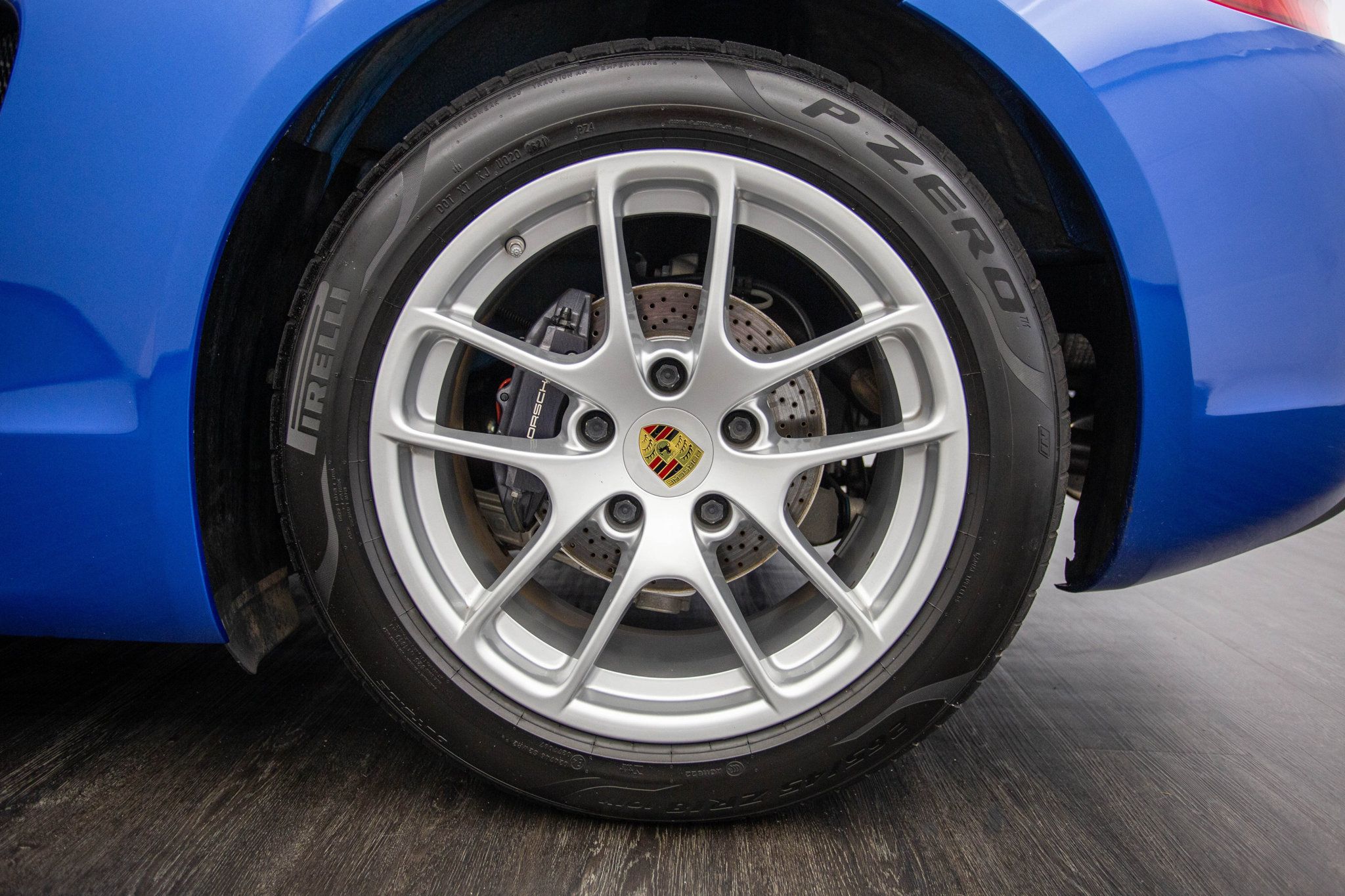 2016 Porsche Cayman photo 39